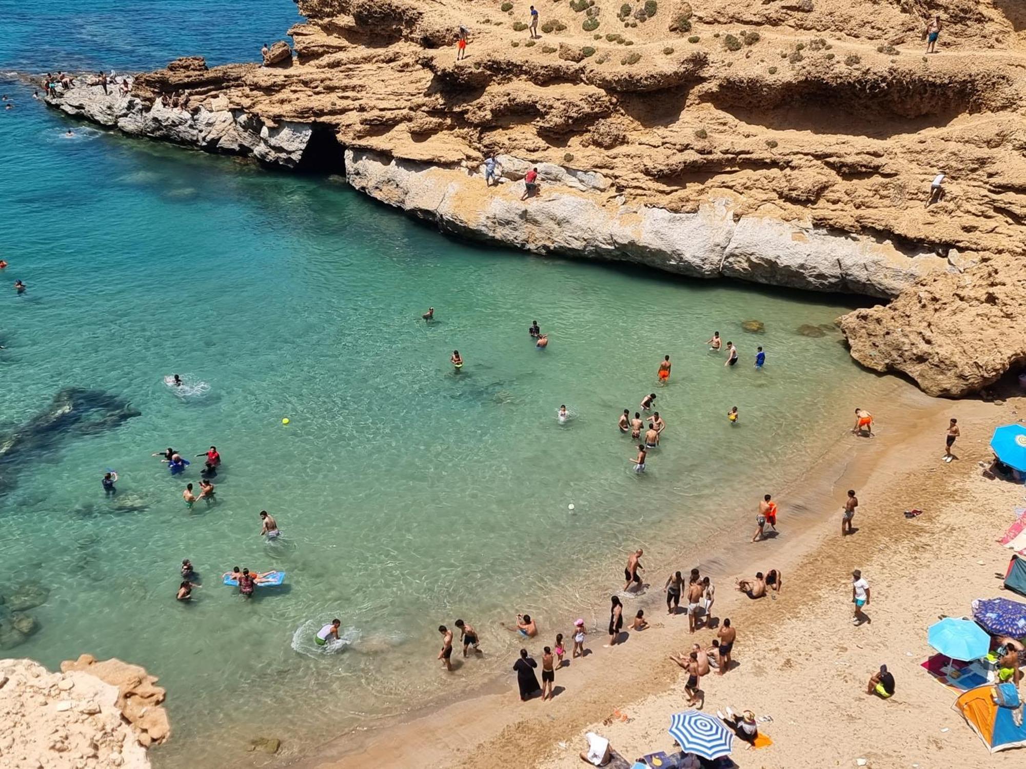 Appart Moderne Nador Al Jadid Pres De La Corniche Kültér fotó
